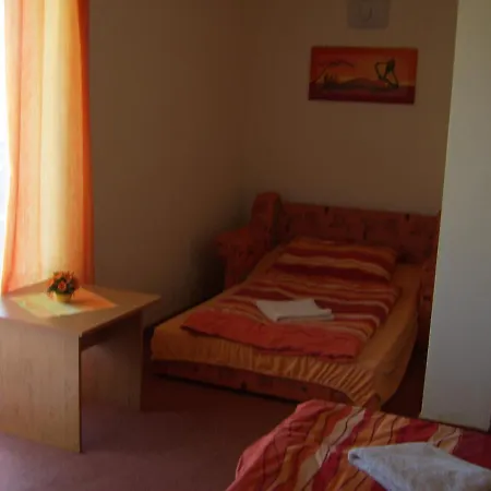 Zlatá Rybka Pensión Podhájska