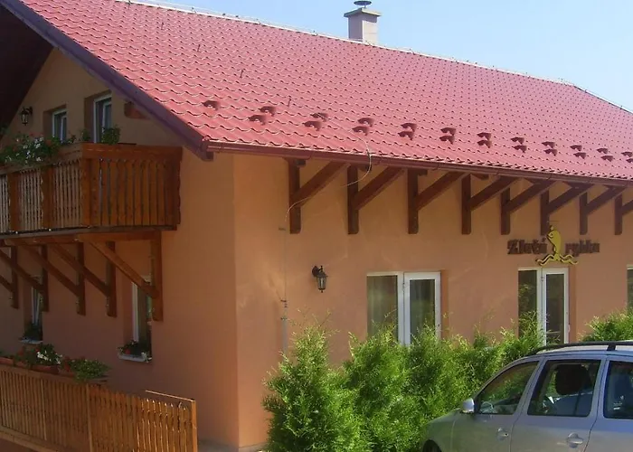 Zlatá Rybka Penzion Podhájska